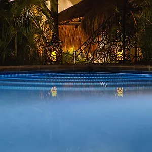 La Leyenda Boutique By Bunik Playa del Carmen